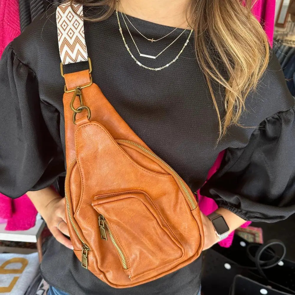 Mackenzie - Vintageowa torba crossbody z geometrycznym paskiem
