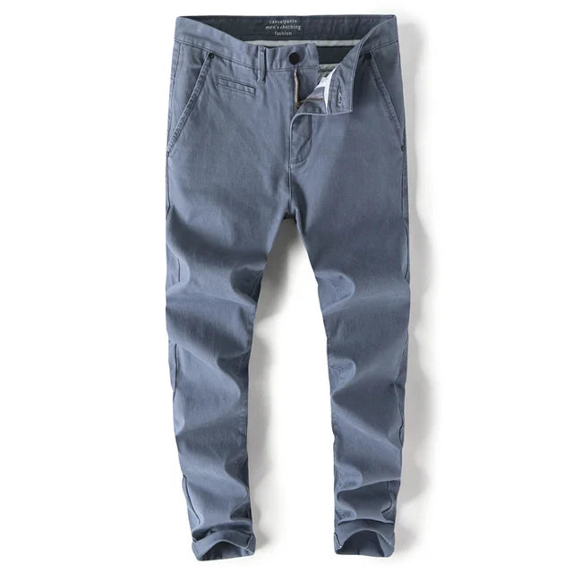 Chino o kroju slim straight