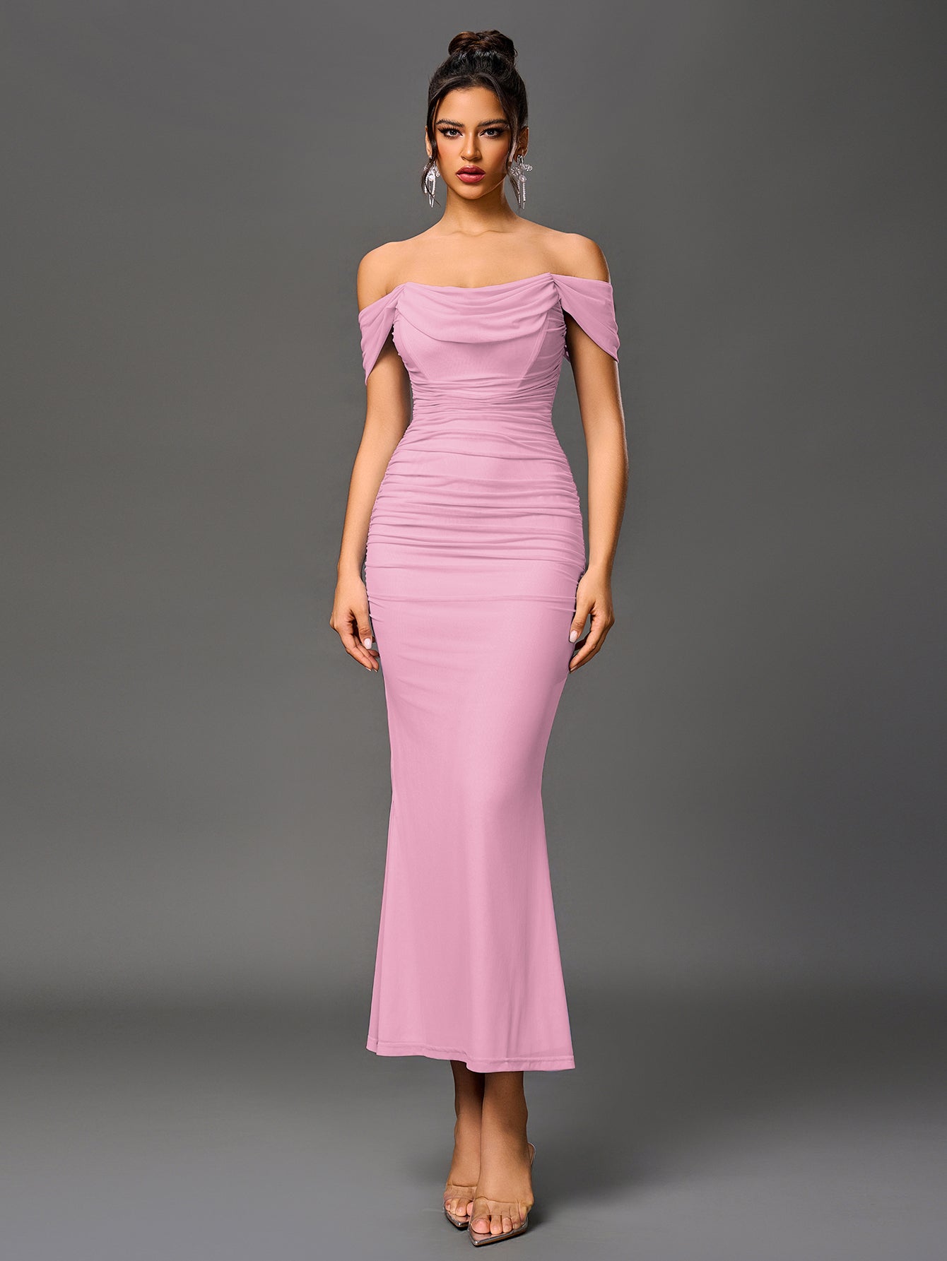 Sukienka Bodycon z Odkrytymi Ramionami i Zamkiem z Tyłu