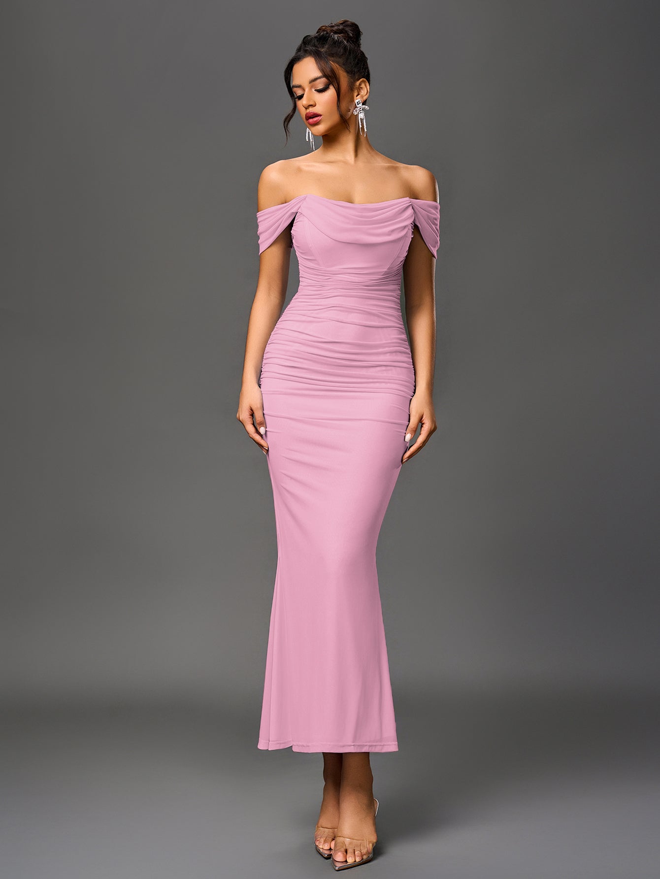 Sukienka Bodycon z Odkrytymi Ramionami i Zamkiem z Tyłu