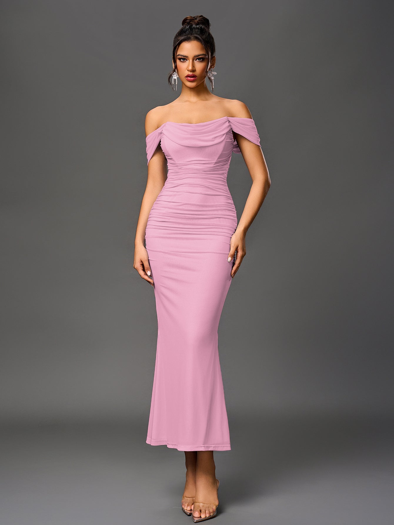 Sukienka Bodycon z Odkrytymi Ramionami i Zamkiem z Tyłu