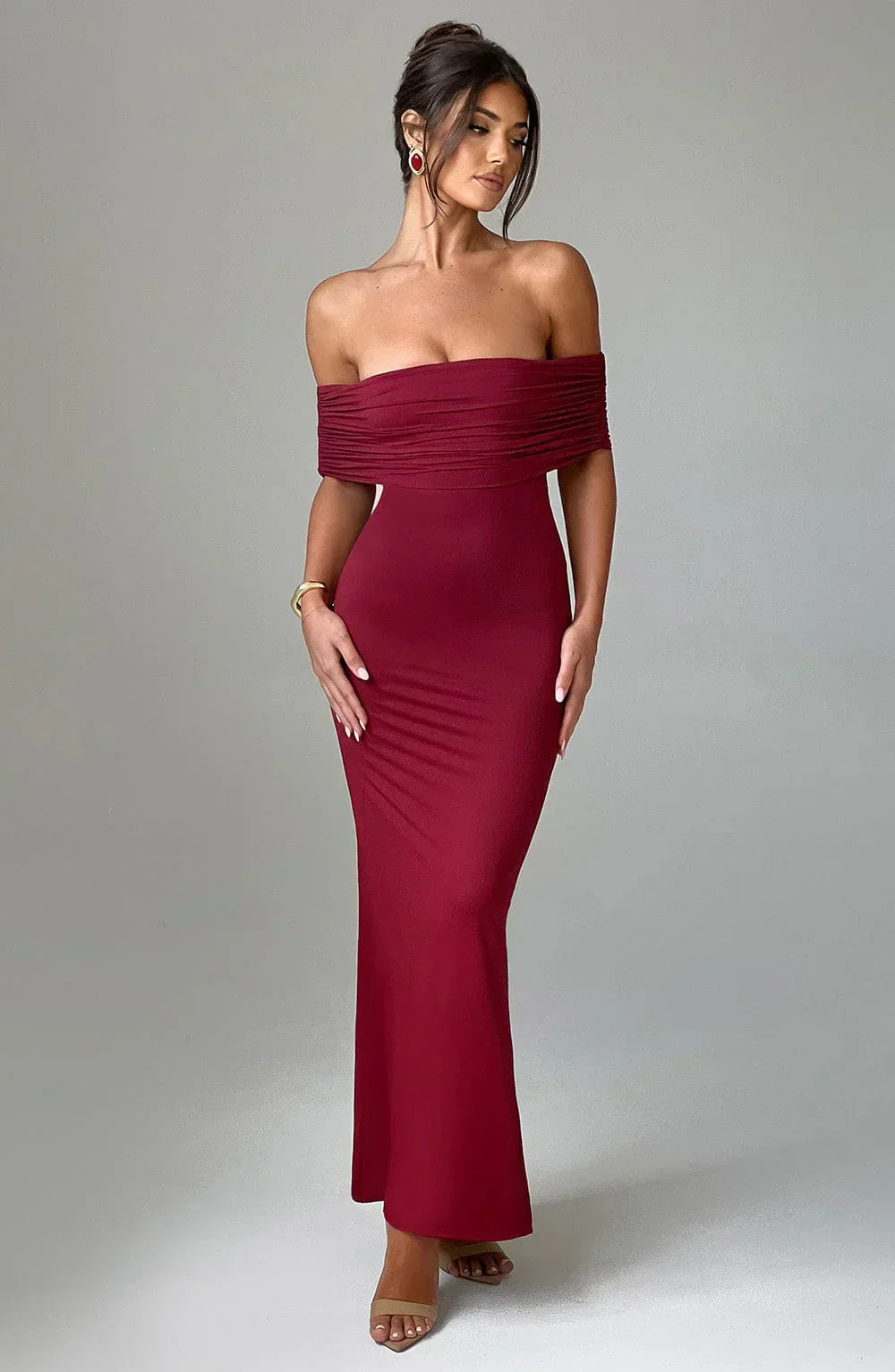 Serena - Elegancka sukienka maxi z odkrytymi plecami