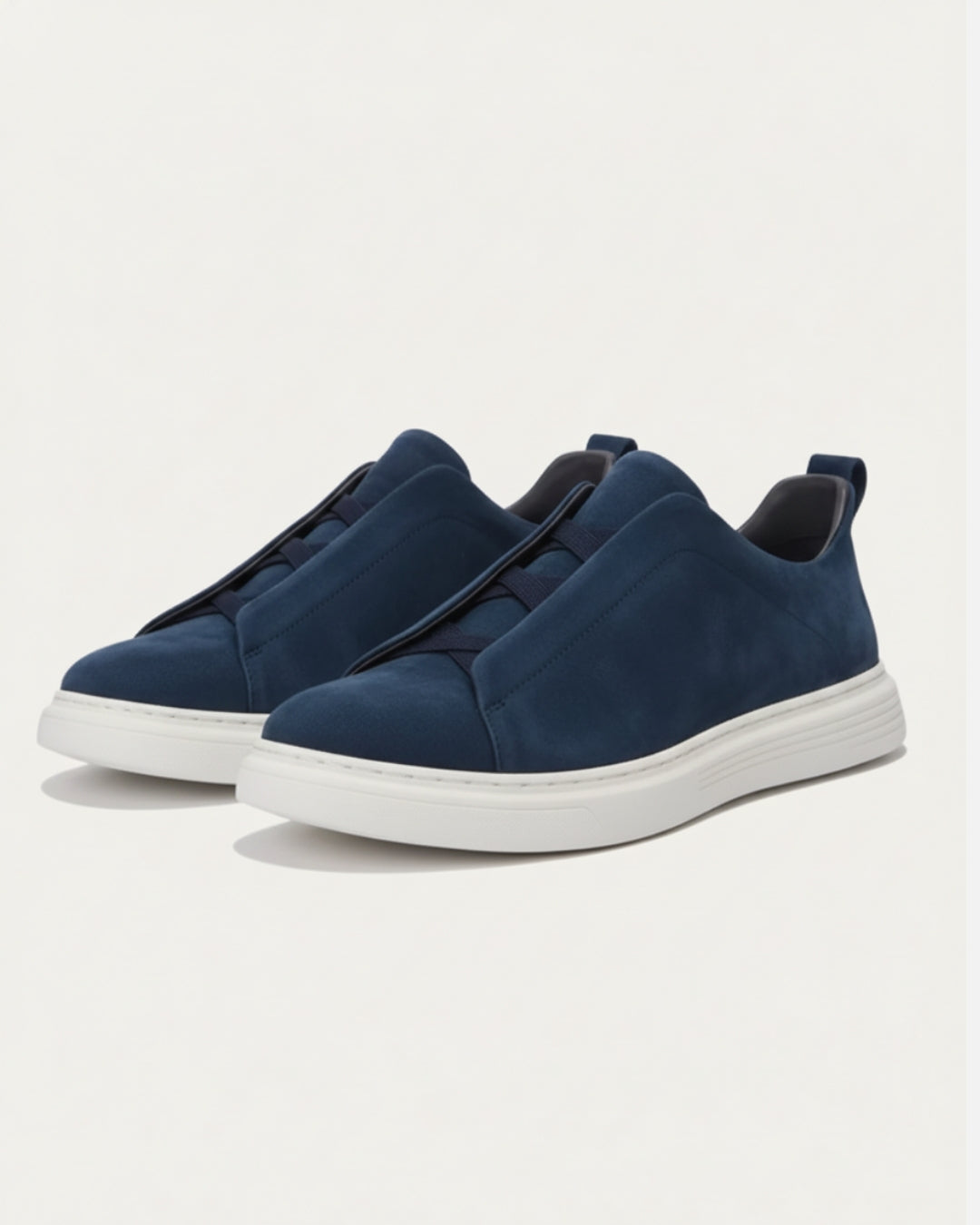 Zamszowe buty slip-on