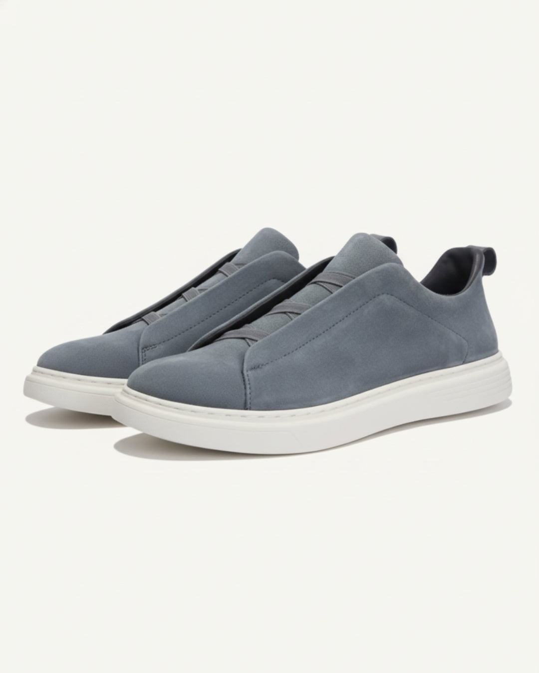 Zamszowe buty slip-on